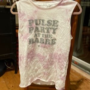 Cute workout shirt. Open back.